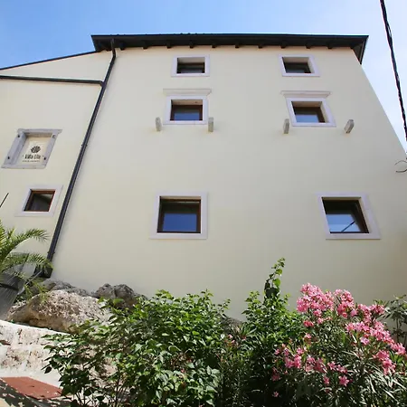 Apartment Ula Premium ,free Private Parking