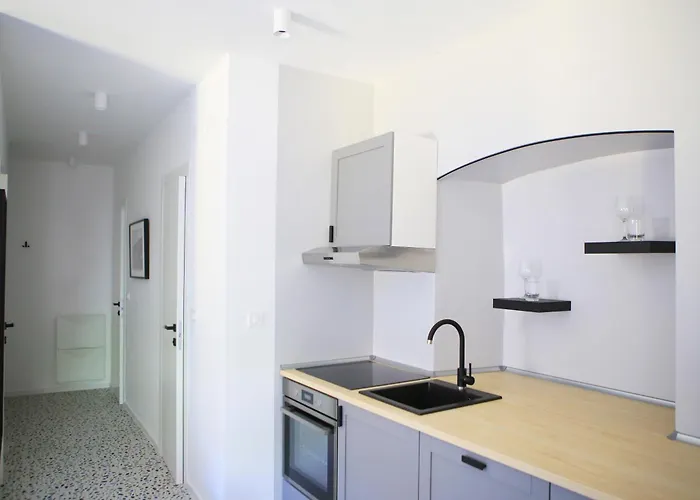 Ula Premium ,free Private Parking Apartment